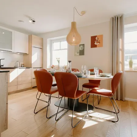 Feriehus Ruegenvilla Im Glueck - Mit Wellnessbereich Und Kamin. Hunde Willkommen *